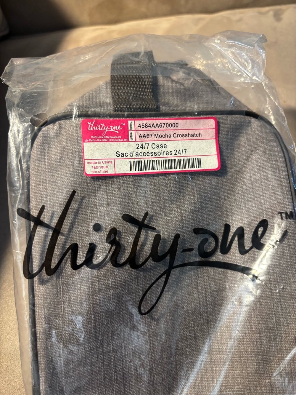 NWT Thirty-One Gifts Signature Collection 24/7 Case Retired Mocha Crosshatch